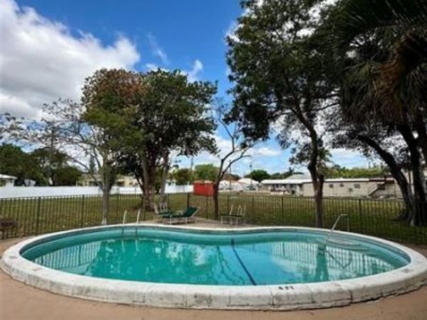 348 S Federal Highway, Unit 2, Dania Beach, FL 33004