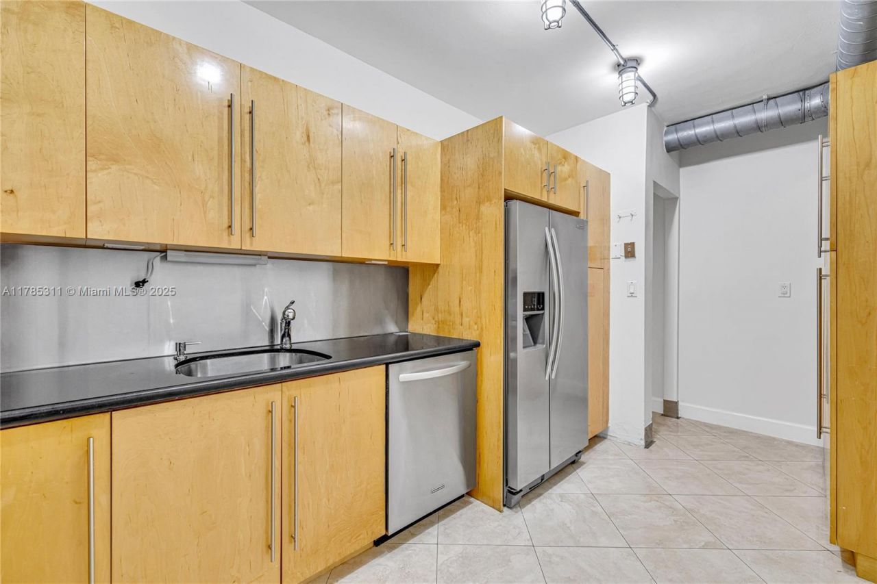 90 Edgewater Dr, Unit 624, Coral Gables, FL 33133 Photo