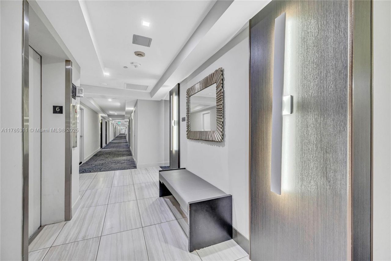 90 Edgewater Dr, Unit 624, Coral Gables, FL 33133 Photo