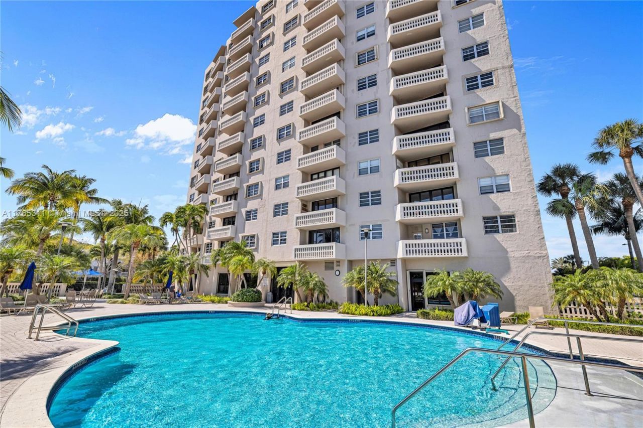90 Edgewater Dr, Unit 624, Coral Gables, FL 33133 Photo