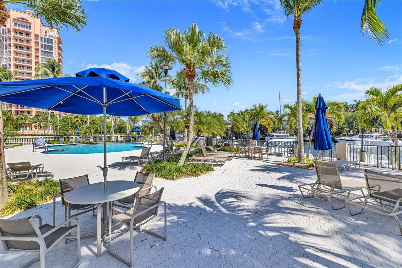 90 Edgewater Dr, Unit 624, Coral Gables, FL 33133 Photo