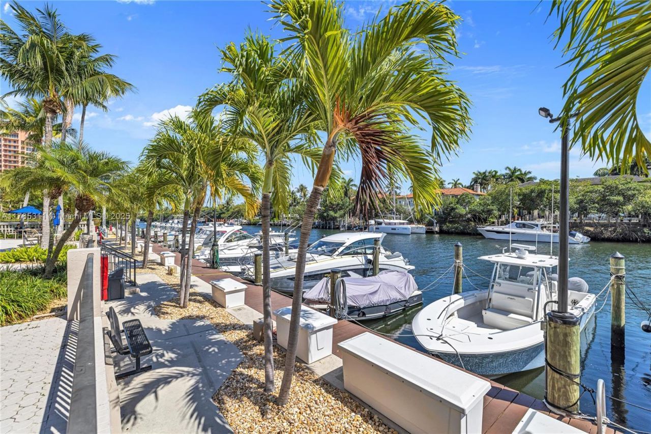 90 Edgewater Dr, Unit 624, Coral Gables, FL 33133 Photo