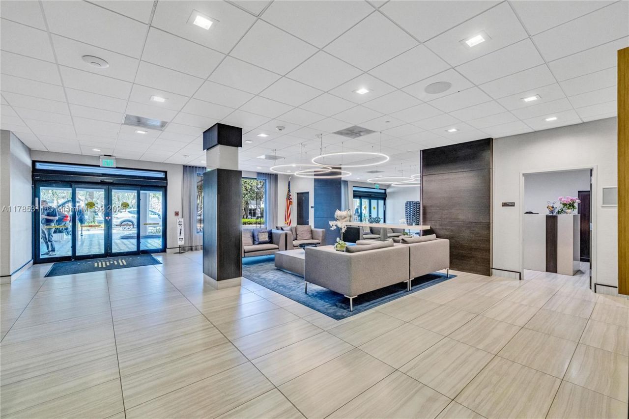 90 Edgewater Dr, Unit 624, Coral Gables, FL 33133 Photo