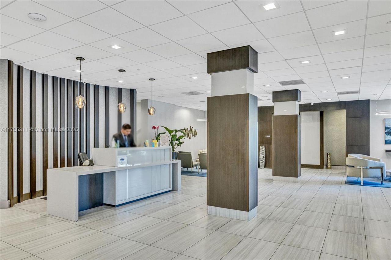 90 Edgewater Dr, Unit 624, Coral Gables, FL 33133 Photo