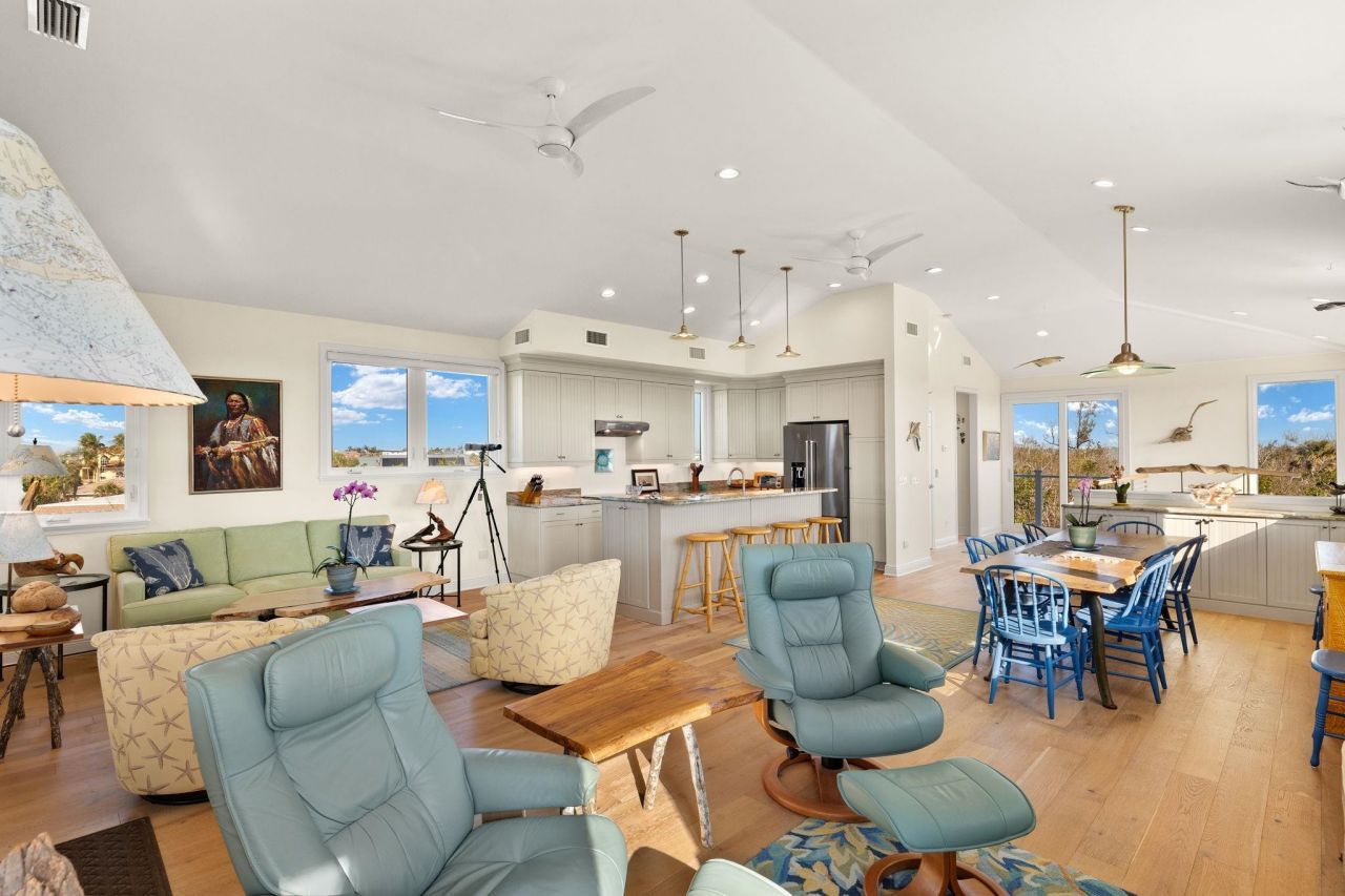 2190 Camino Del Mar Dr, Sanibel, FL 33957 Photo