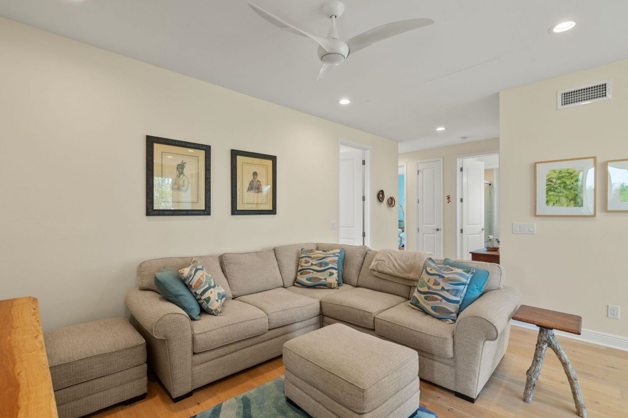 2190 Camino Del Mar Dr, Sanibel, FL 33957 Photo