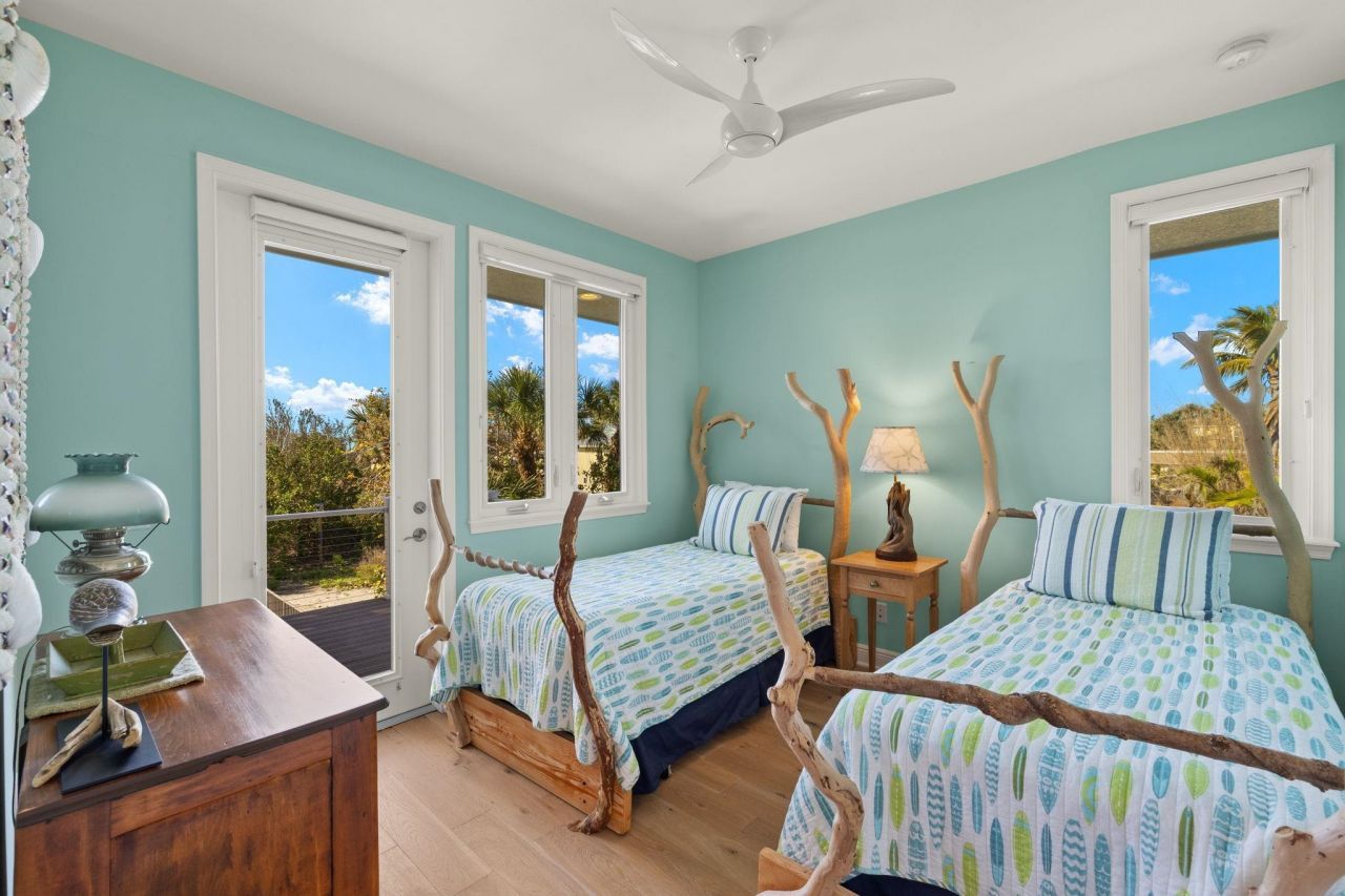 2190 Camino Del Mar Dr, Sanibel, FL 33957 Photo