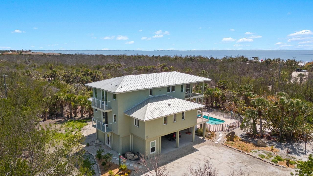 2190 Camino Del Mar Dr, Sanibel, FL 33957 Photo