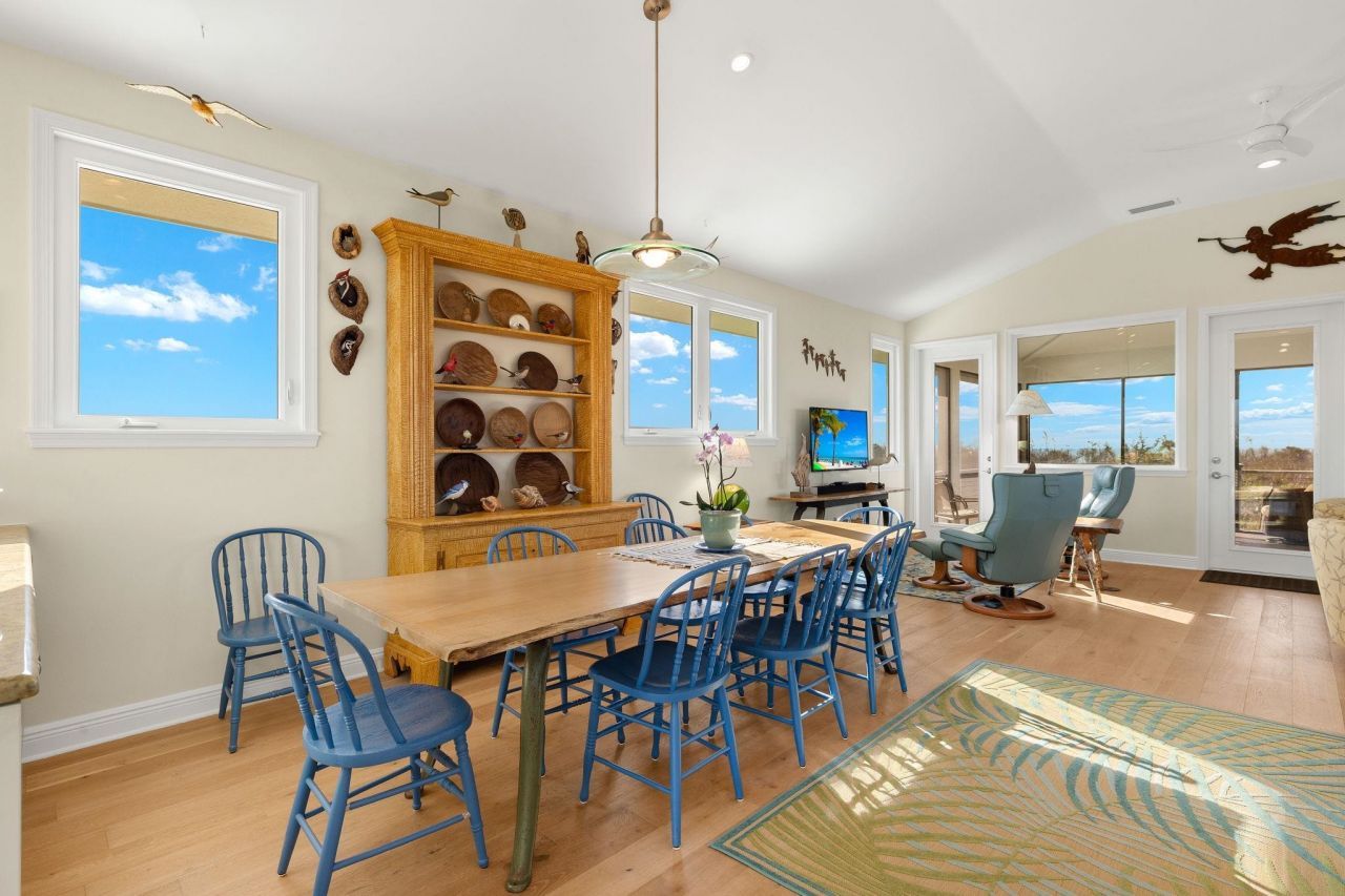 2190 Camino Del Mar Dr, Sanibel, FL 33957 Photo