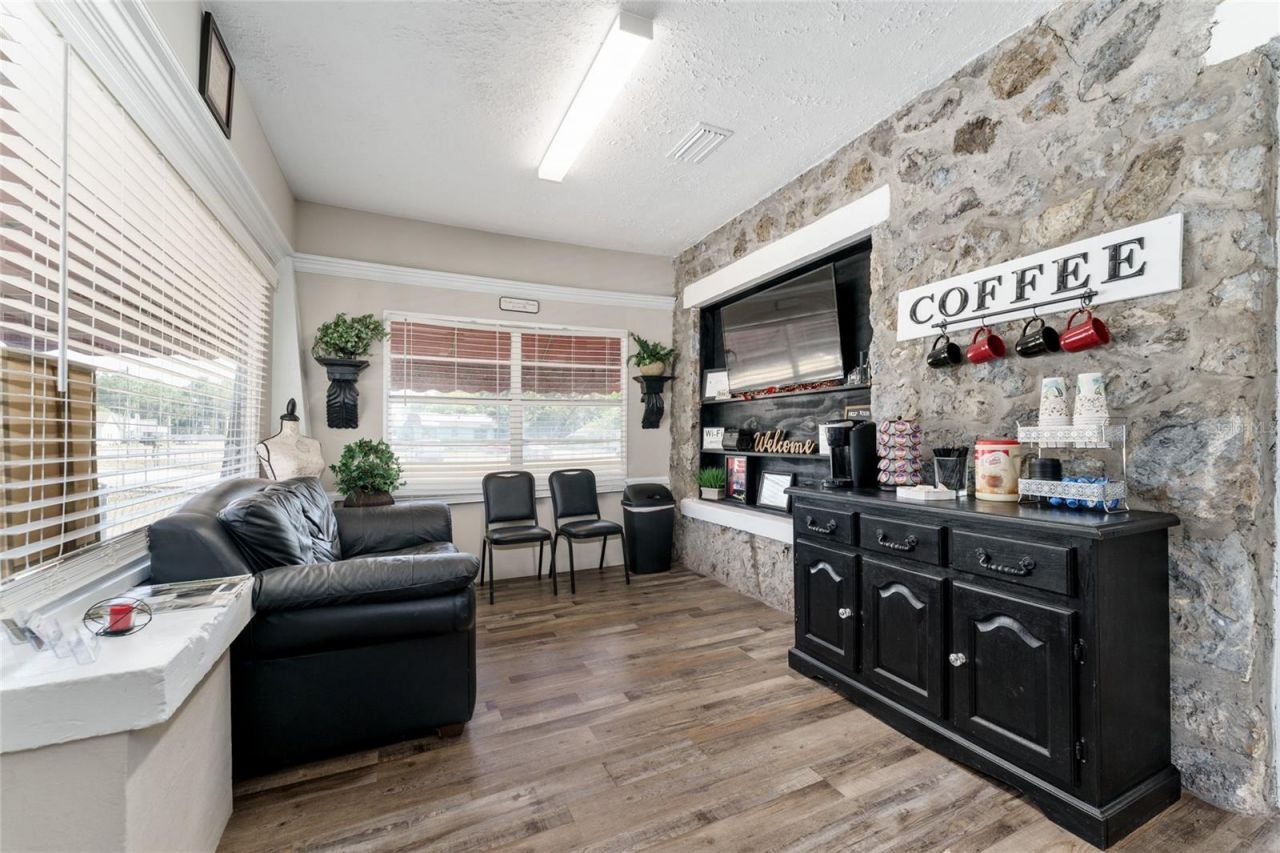 3132 NE Jacksonville Road, Ocala, FL 34479 Photo