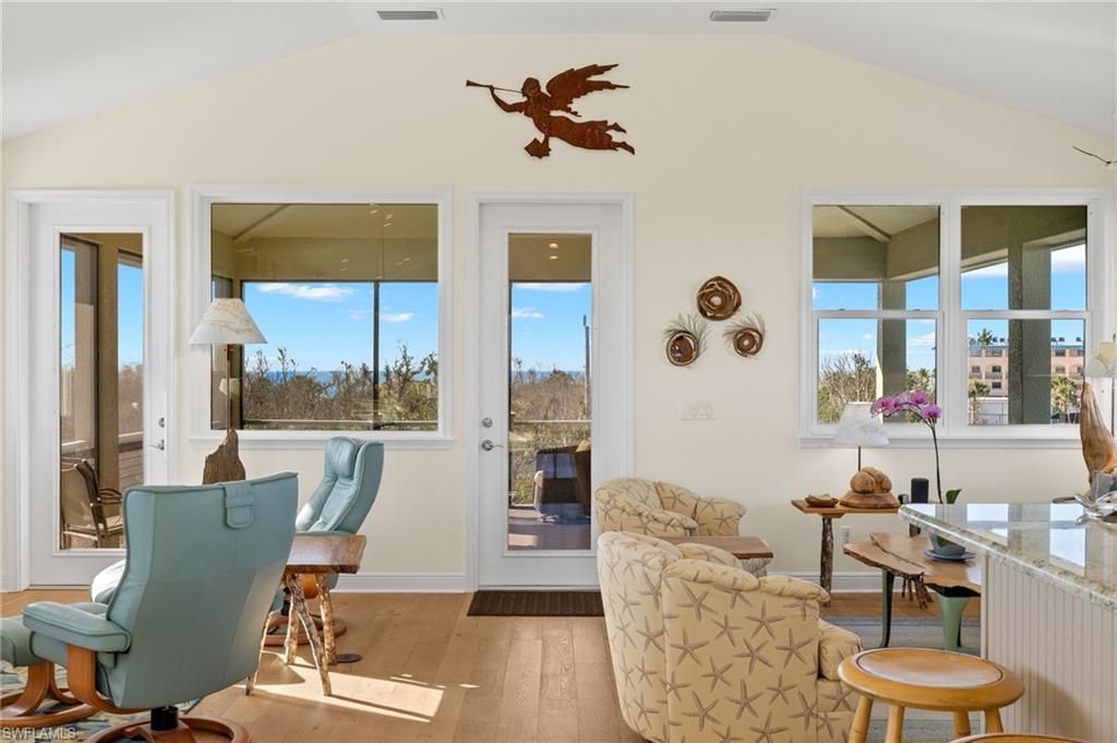 2190 Camino Del Mar Dr, Sanibel, FL 33957 Photo