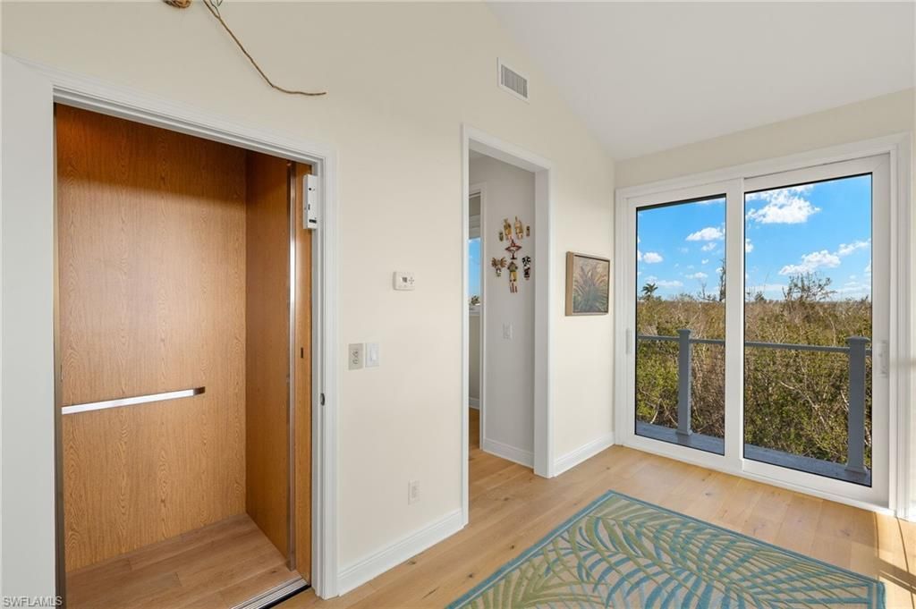 2190 Camino Del Mar Dr, Sanibel, FL 33957 Photo