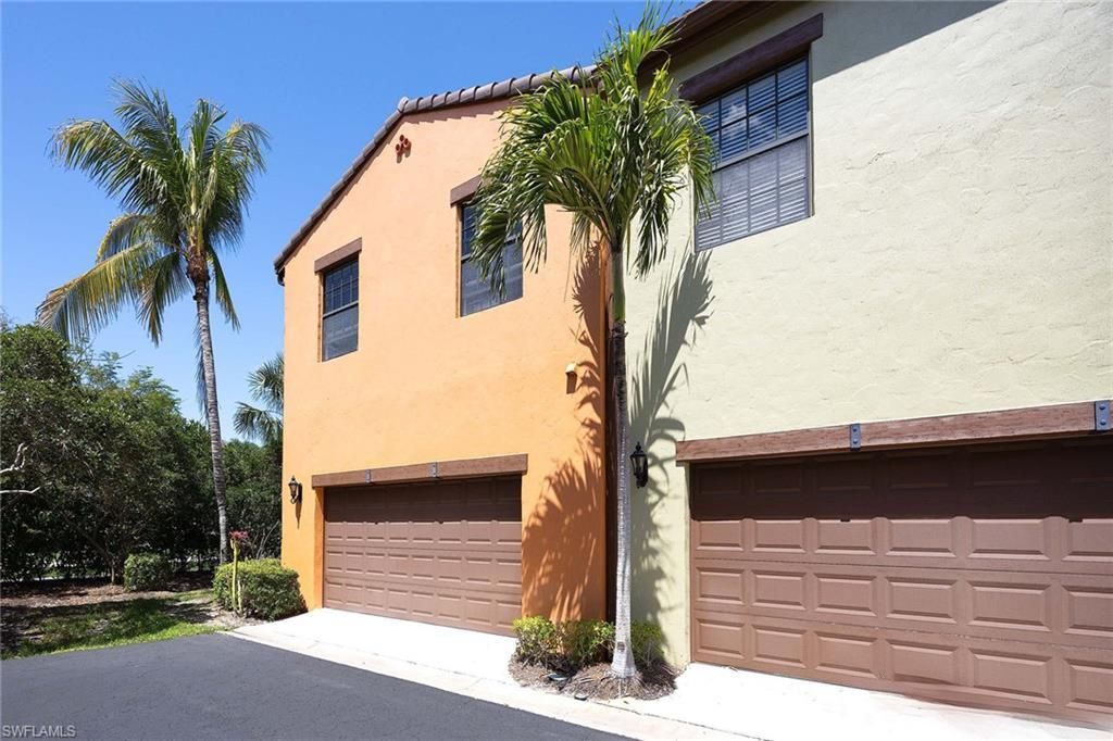 9134 Chula Vista St, Unit 125, Naples, FL 34113 Photo