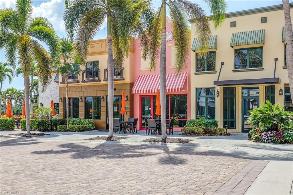 9134 Chula Vista St, Unit 125, Naples, FL 34113 Photo