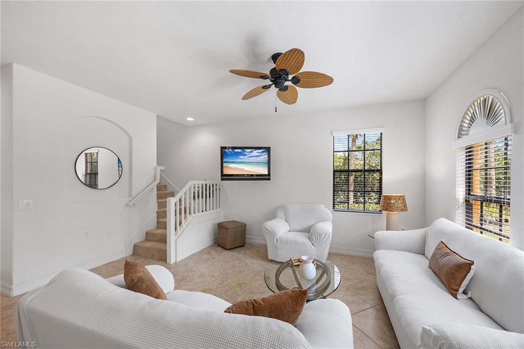 9134 Chula Vista St, Unit 125, Naples, FL 34113 Photo