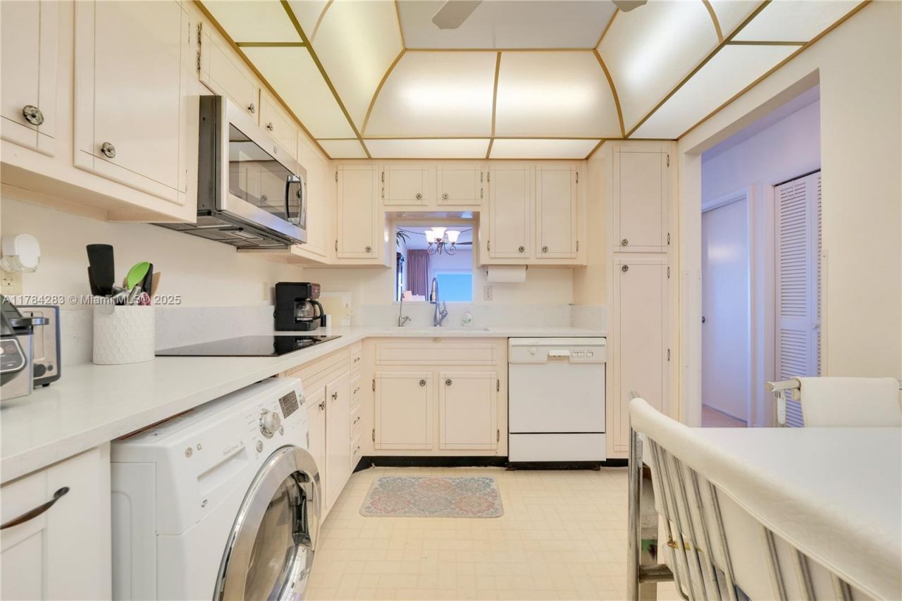 6000 N Ocean Blvd, Unit 16D, Lauderdale by the Sea, FL 33308 Photo