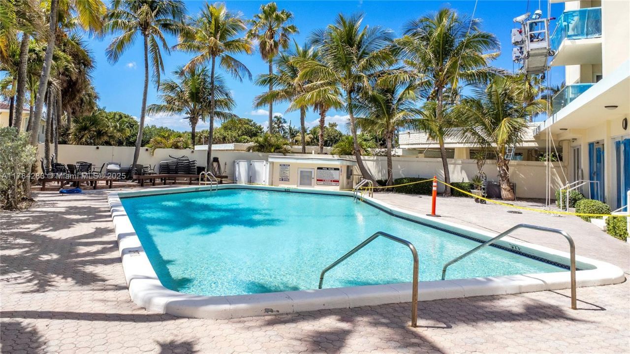 6000 N Ocean Blvd, Unit 16D, Lauderdale by the Sea, FL 33308 Photo