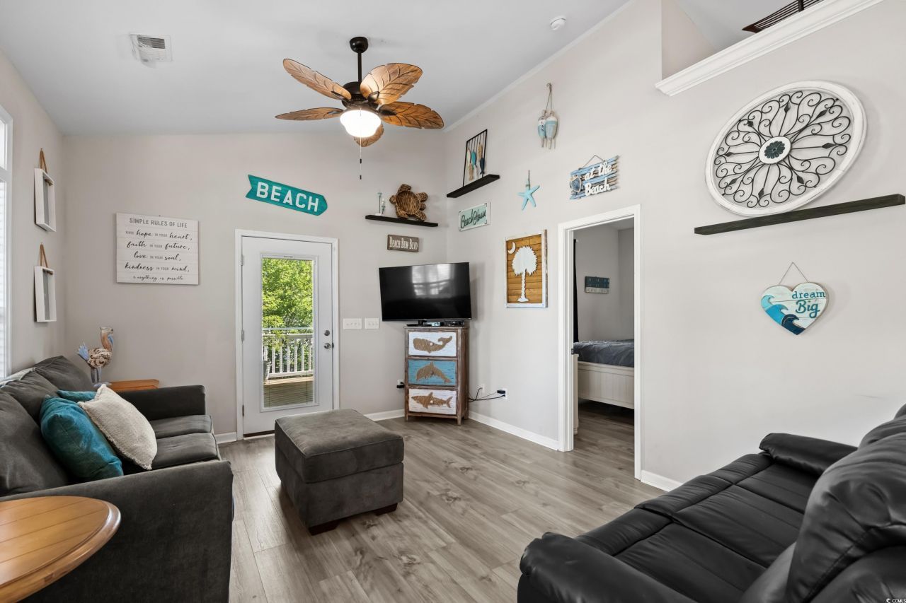 6001-8050 S Kings Hwy. Photo 16