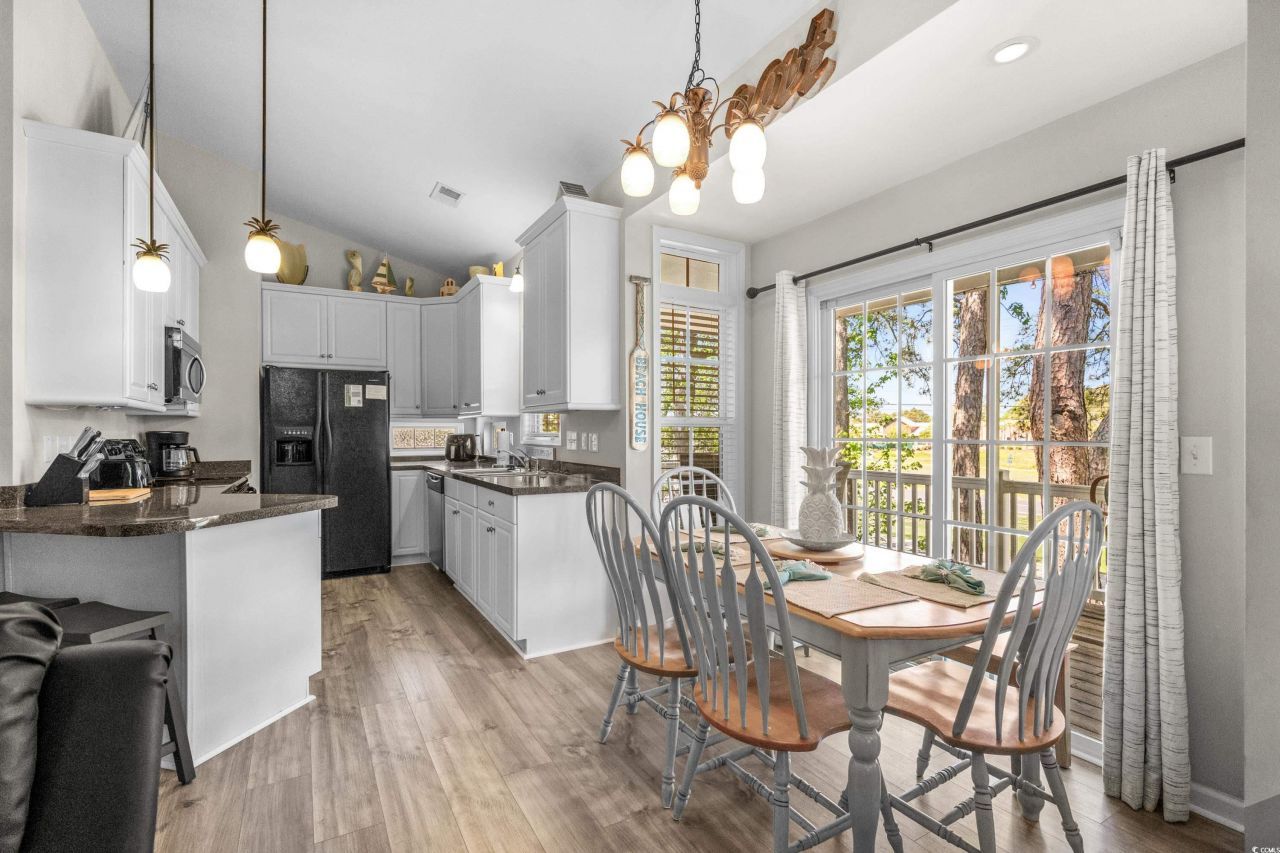 6001-8050 S Kings Hwy. Photo 20