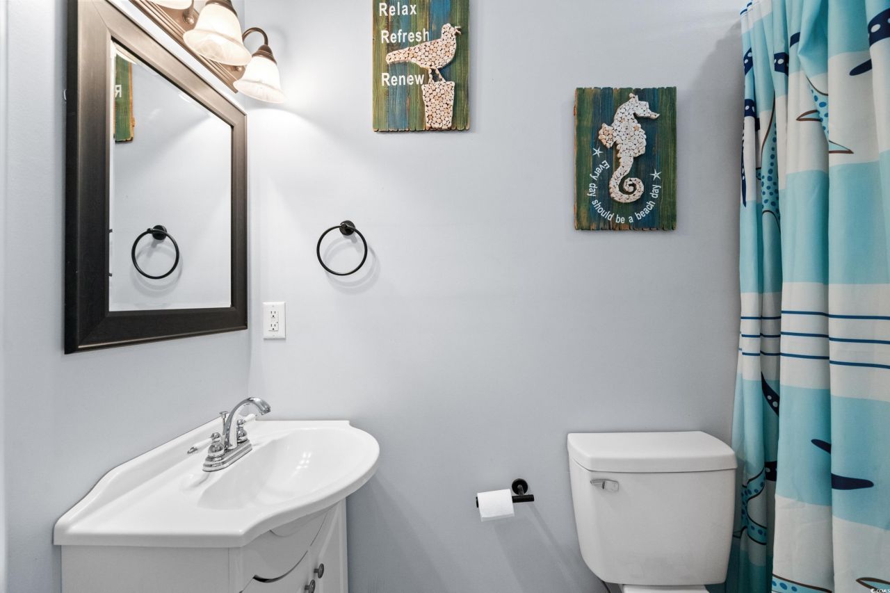 6001-8050 S Kings Hwy. Photo 34