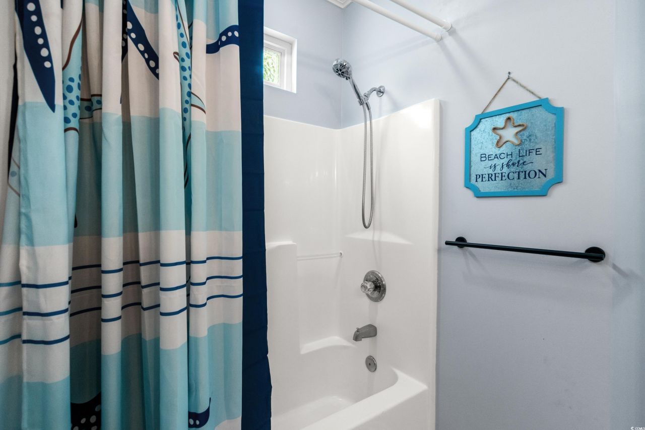 6001-8050 S Kings Hwy. Photo 35