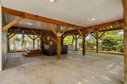 6001-8050 S Kings Hwy. photo 4