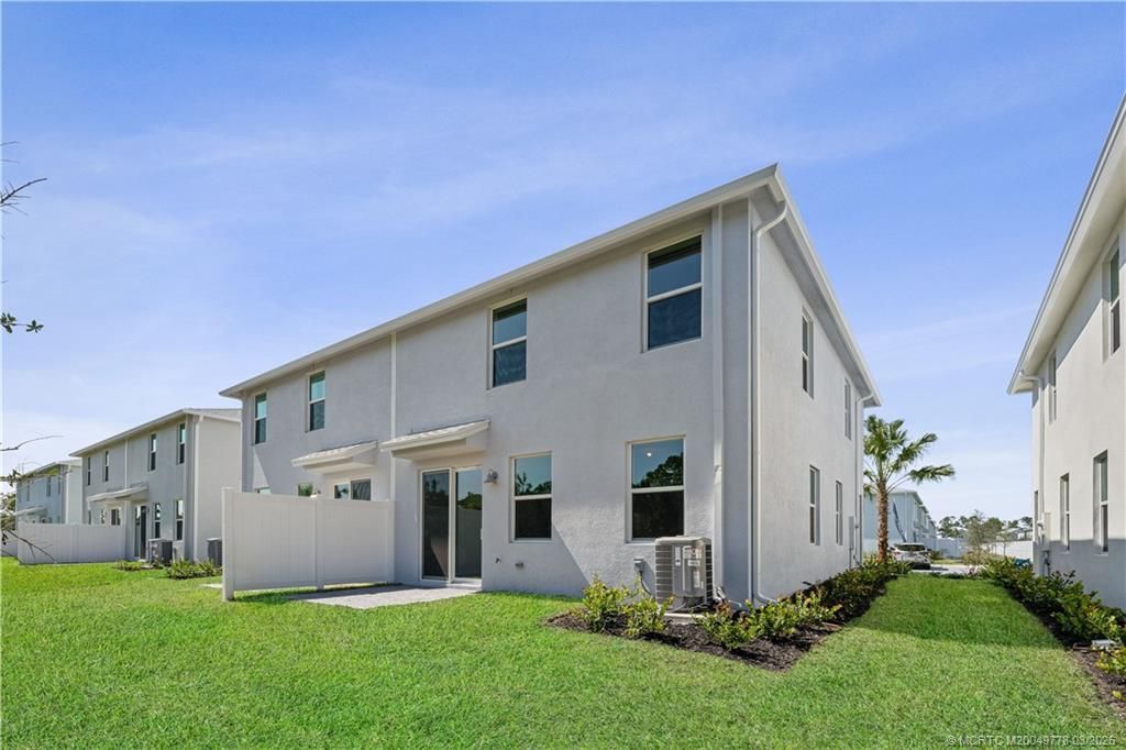 162 W Osprey Preserve Boulevard, Jensen Beach, FL 34957 Photo
