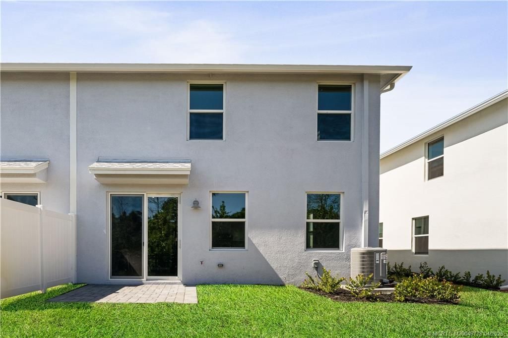 162 W Osprey Preserve Boulevard, Jensen Beach, FL 34957 Photo