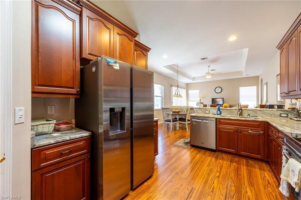 2579 Sawgrass Lake Ct, Cape Coral, FL 33909 Photo