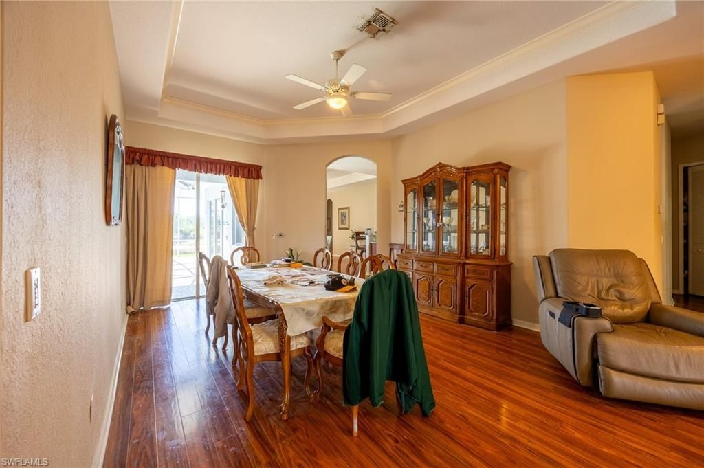 2579 Sawgrass Lake Ct, Cape Coral, FL 33909 Photo