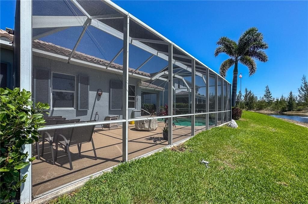 2579 Sawgrass Lake Ct, Cape Coral, FL 33909 Photo