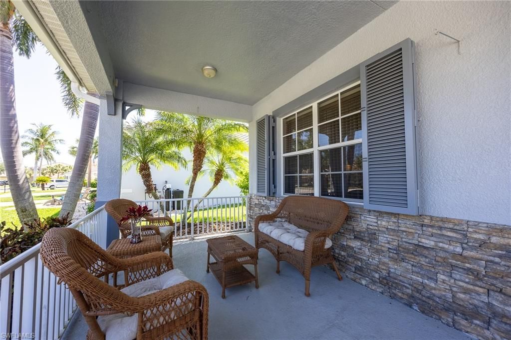 2579 Sawgrass Lake Ct, Cape Coral, FL 33909 Photo