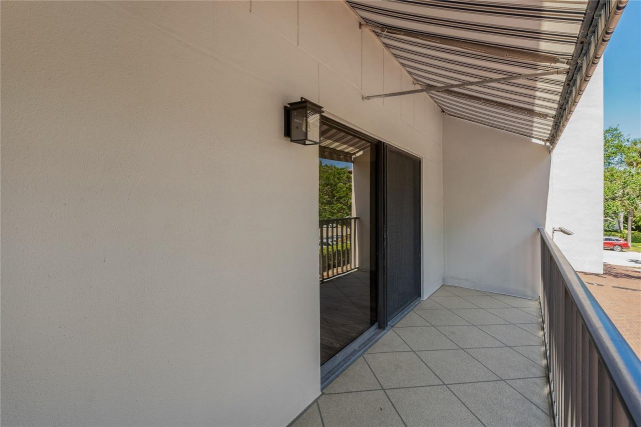 105 4th Avenue Ne, Unit 220, Saint Petersburg, FL 33701 Photo