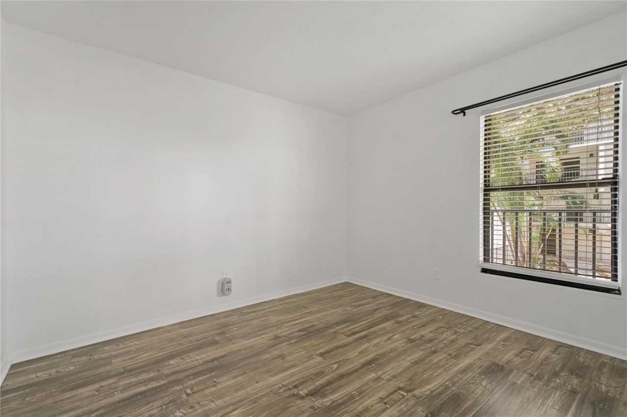 105 4th Avenue Ne, Unit 220, Saint Petersburg, FL 33701 Photo