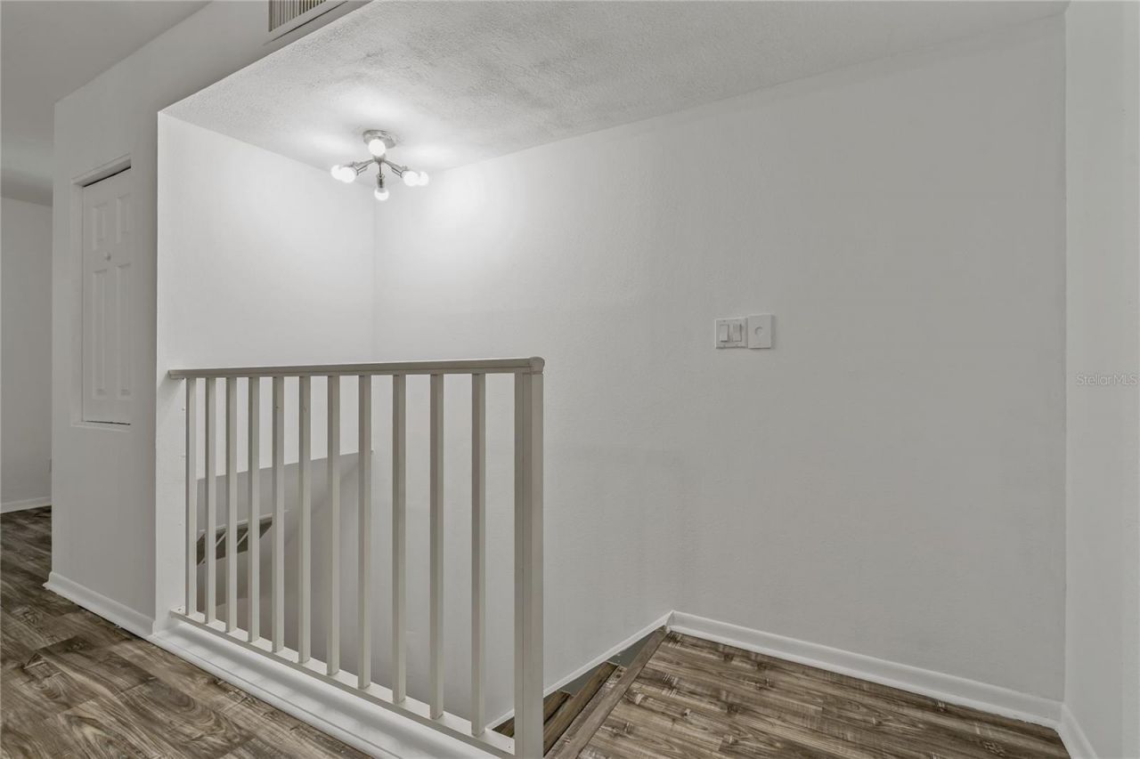 105 4th Avenue Ne, Unit 220, Saint Petersburg, FL 33701 Photo