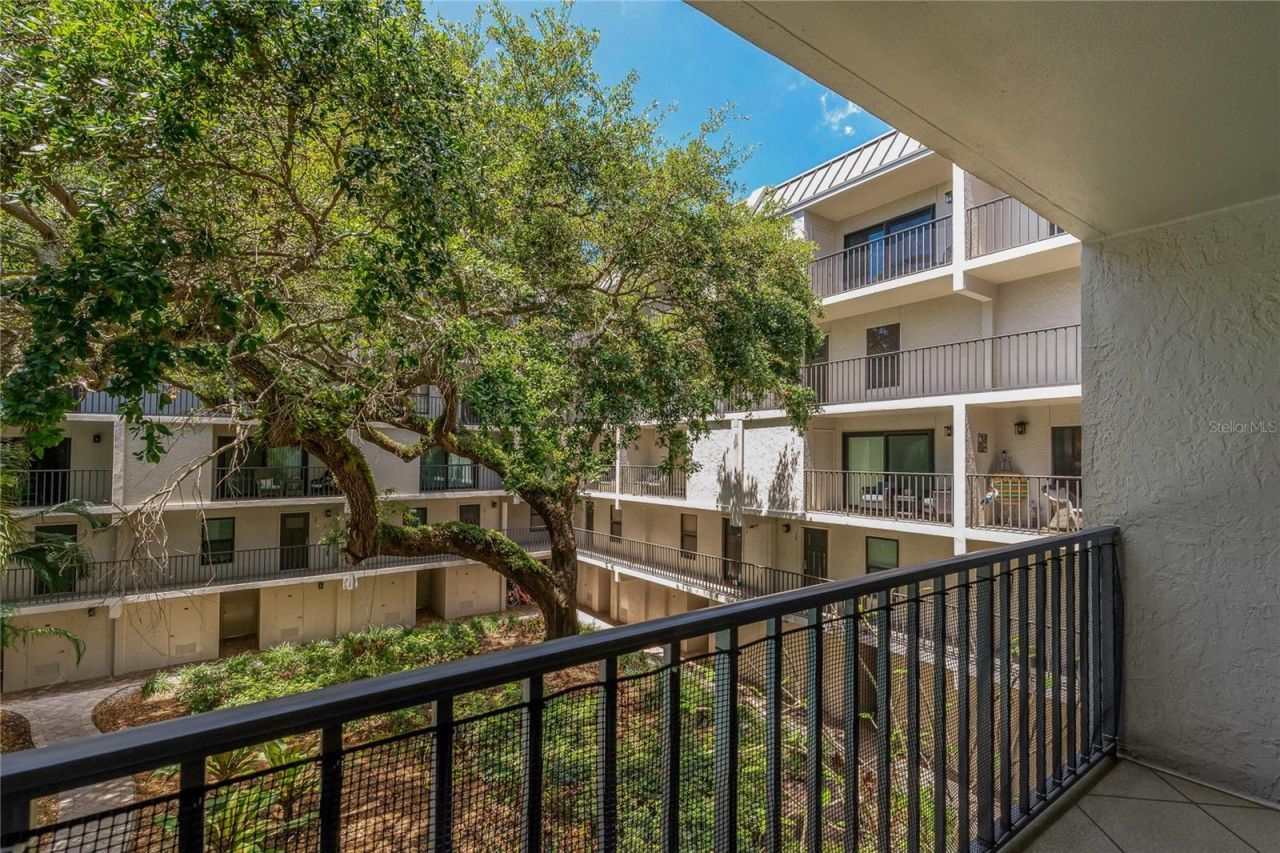 105 4th Avenue Ne, Unit 220, Saint Petersburg, FL 33701 Photo