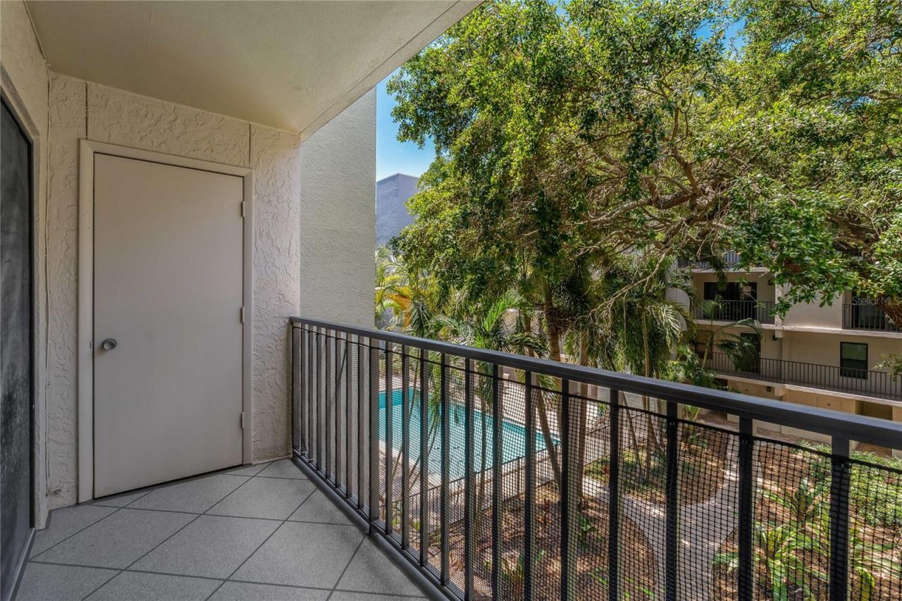 105 4th Avenue Ne, Unit 220, Saint Petersburg, FL 33701 Photo