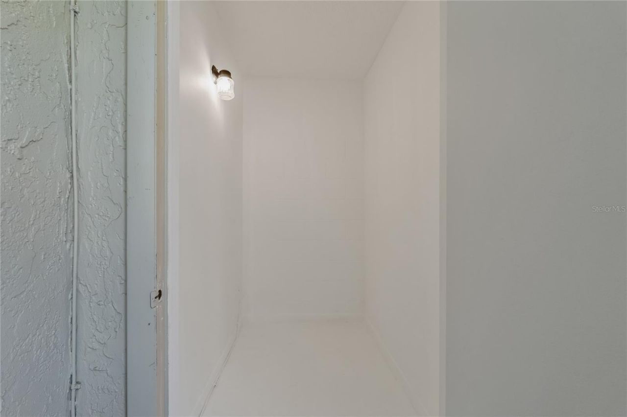 105 4th Avenue Ne, Unit 220, Saint Petersburg, FL 33701 Photo