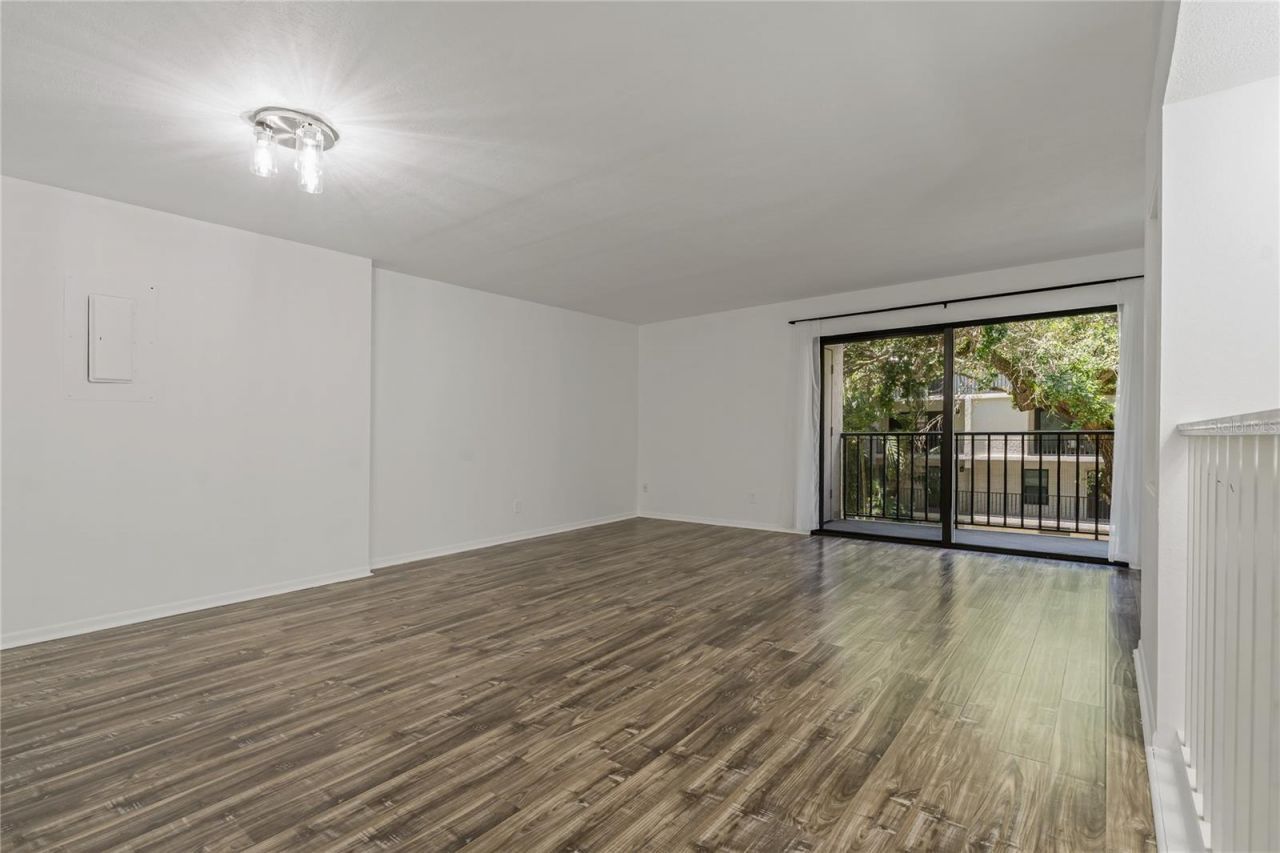 105 4th Avenue Ne, Unit 220, Saint Petersburg, FL 33701 Photo