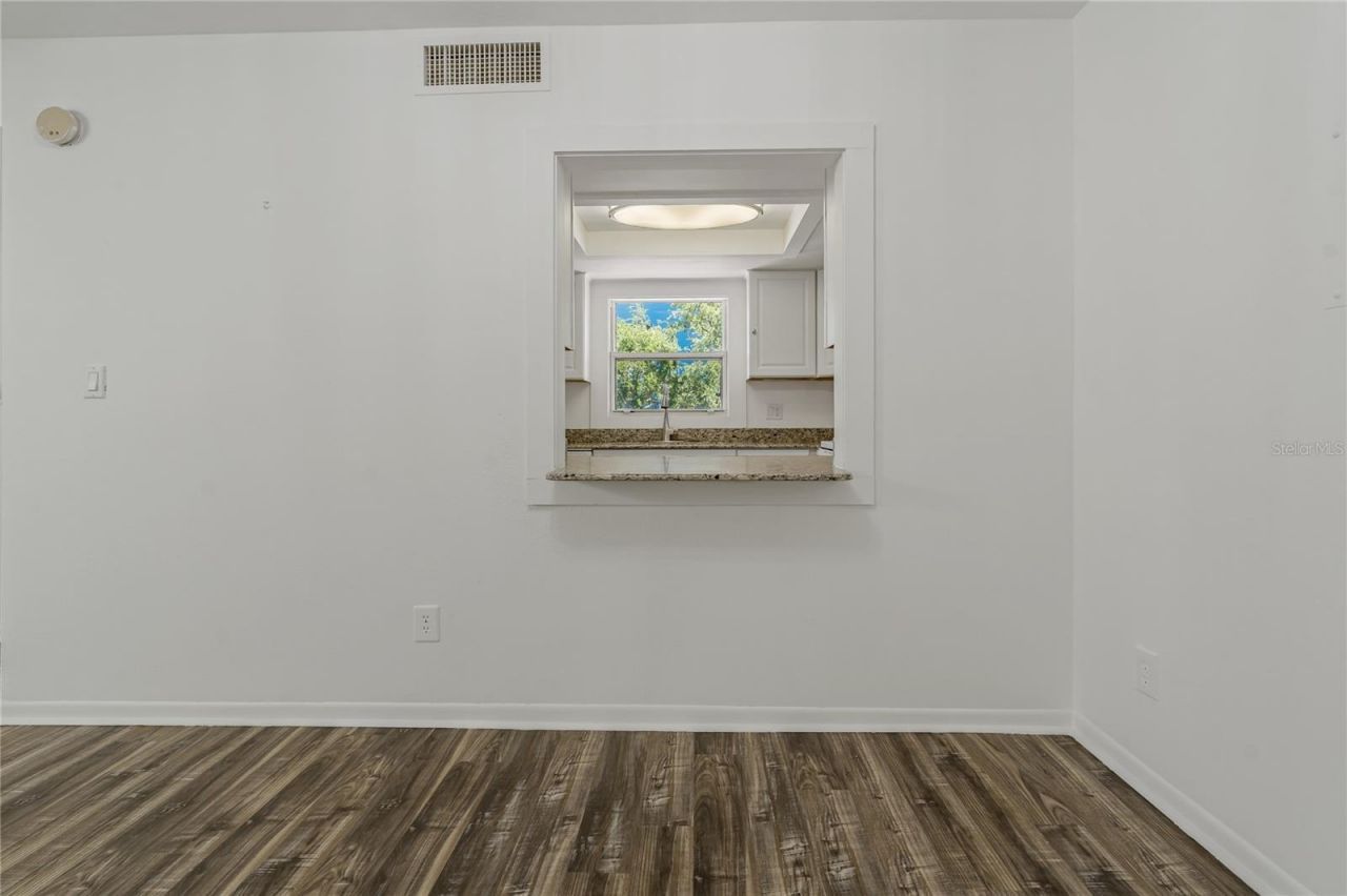 105 4th Avenue Ne, Unit 220, Saint Petersburg, FL 33701 Photo