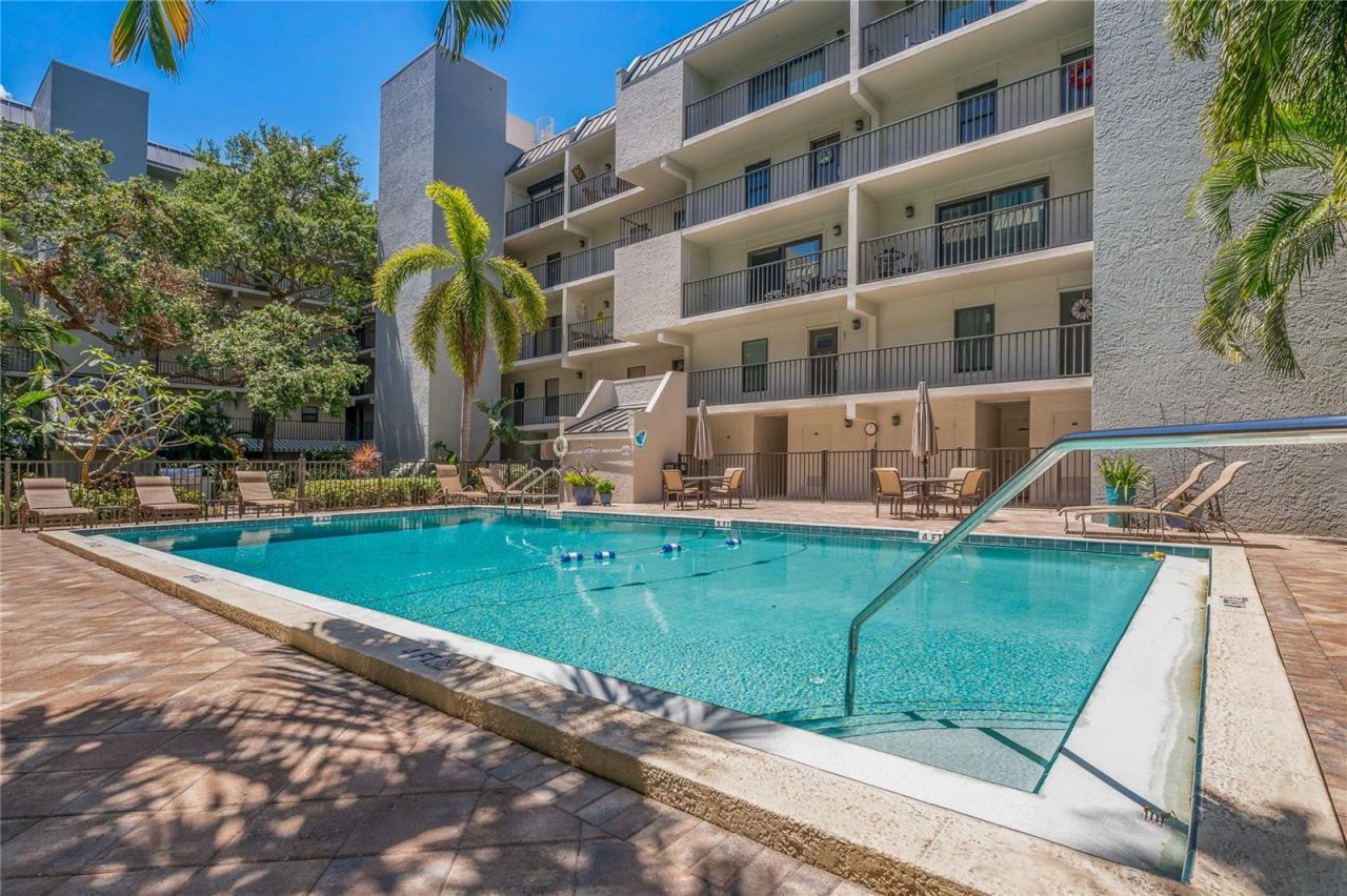 105 4th Avenue Ne, Unit 220, Saint Petersburg, FL 33701 Photo