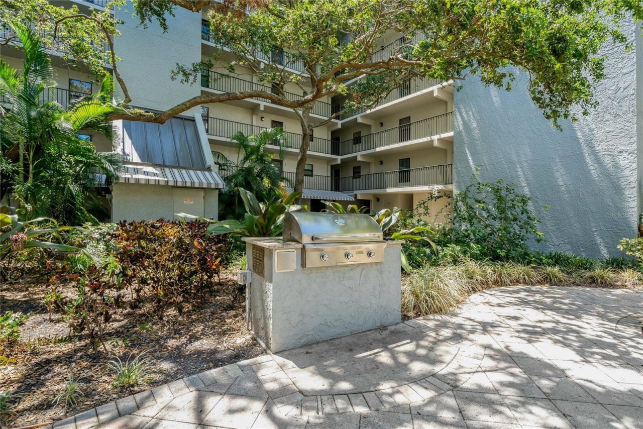 105 4th Avenue Ne, Unit 220, Saint Petersburg, FL 33701 Photo