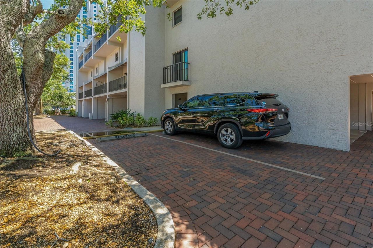 105 4th Avenue Ne, Unit 220, Saint Petersburg, FL 33701 Photo