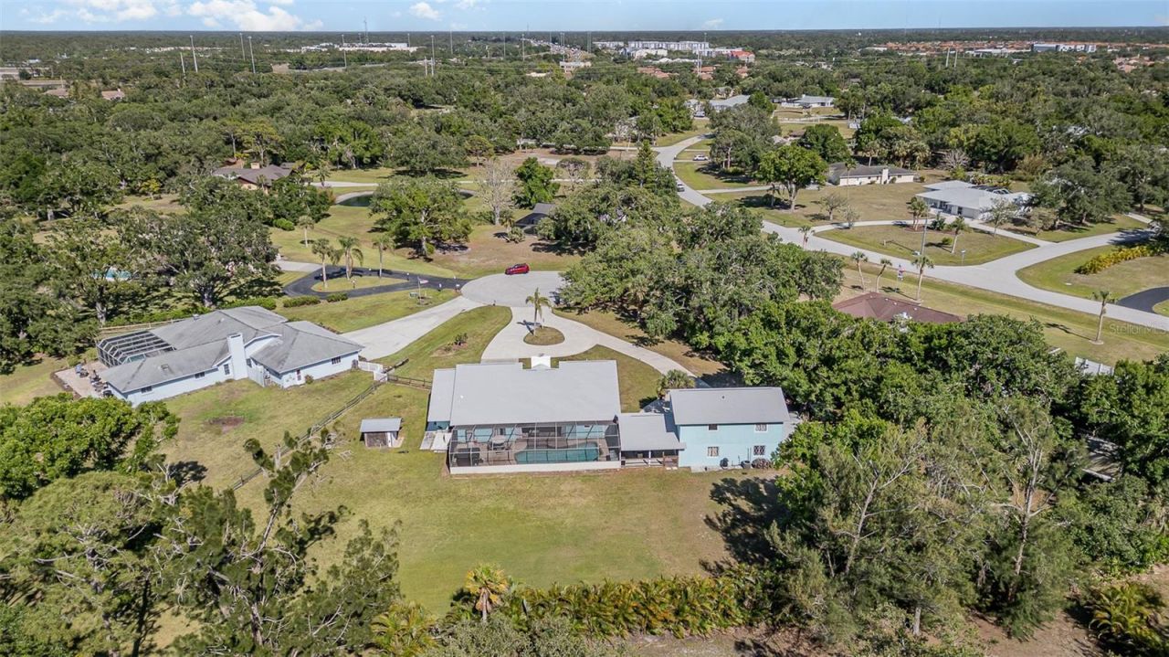 1305 Greenfield Circle, Venice, FL 34292 Photo