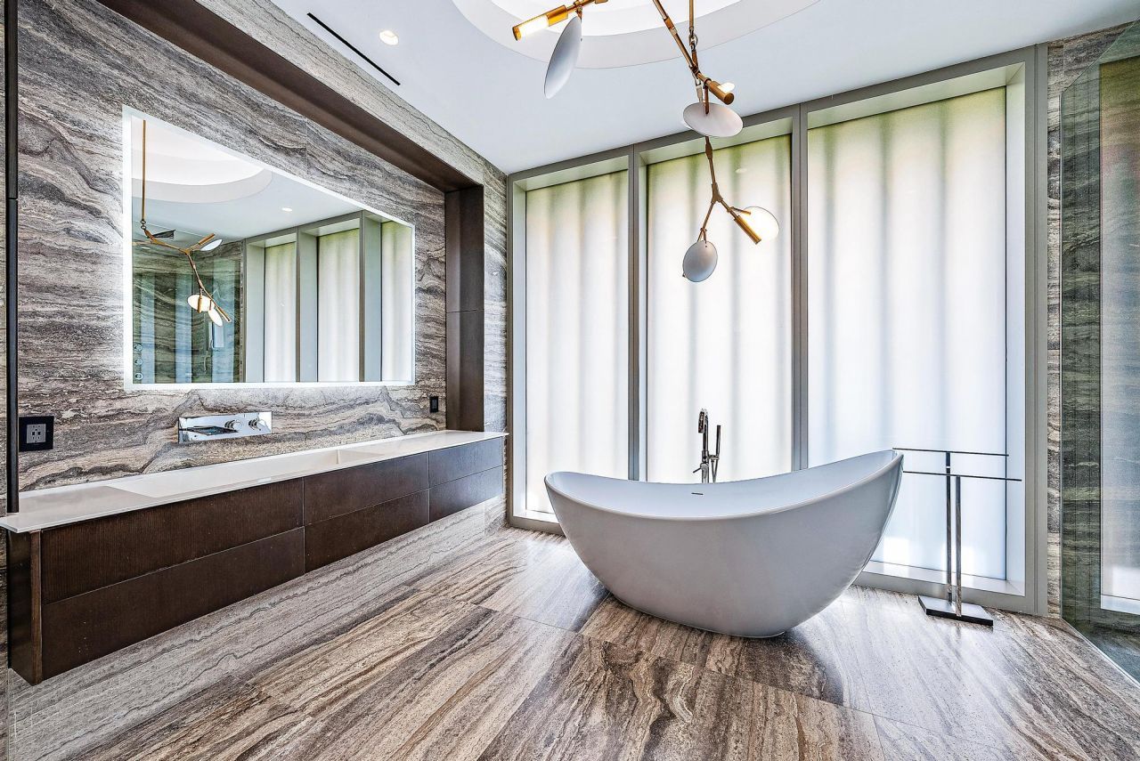 8119 Man O War Road, Palm Beach Gardens, FL 33418 Photo