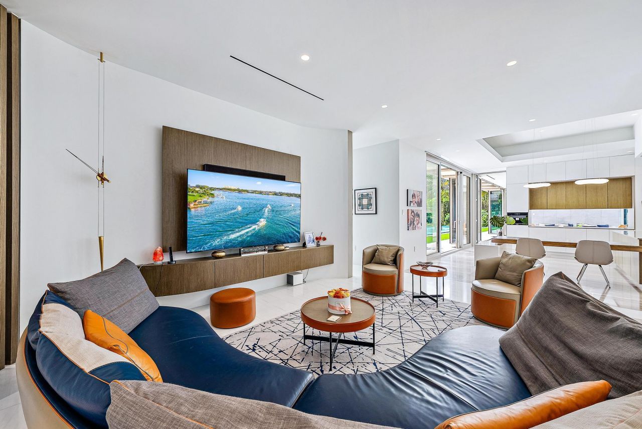 8119 Man O War Road, Palm Beach Gardens, FL 33418 Photo