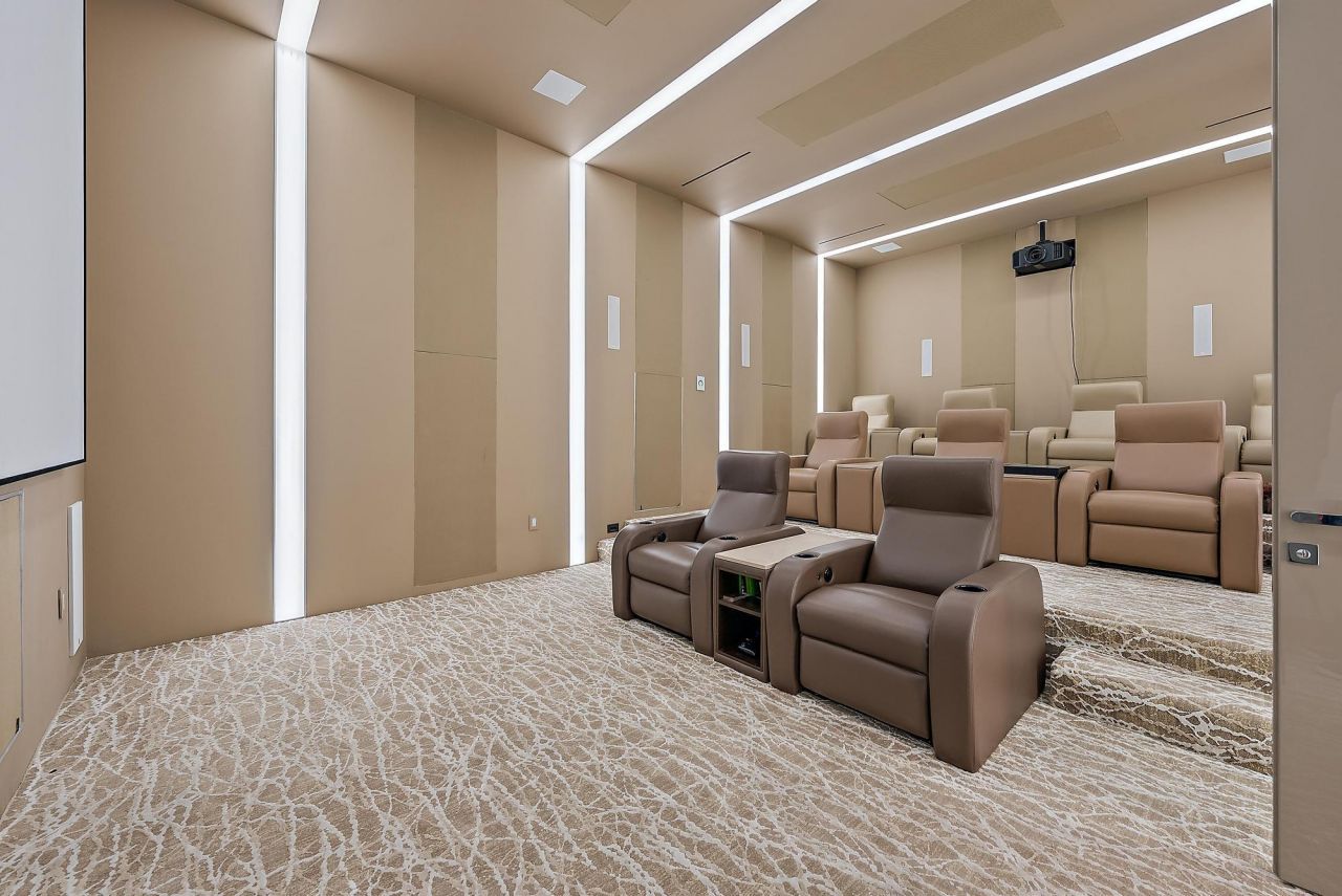 8119 Man O War Road, Palm Beach Gardens, FL 33418 Photo