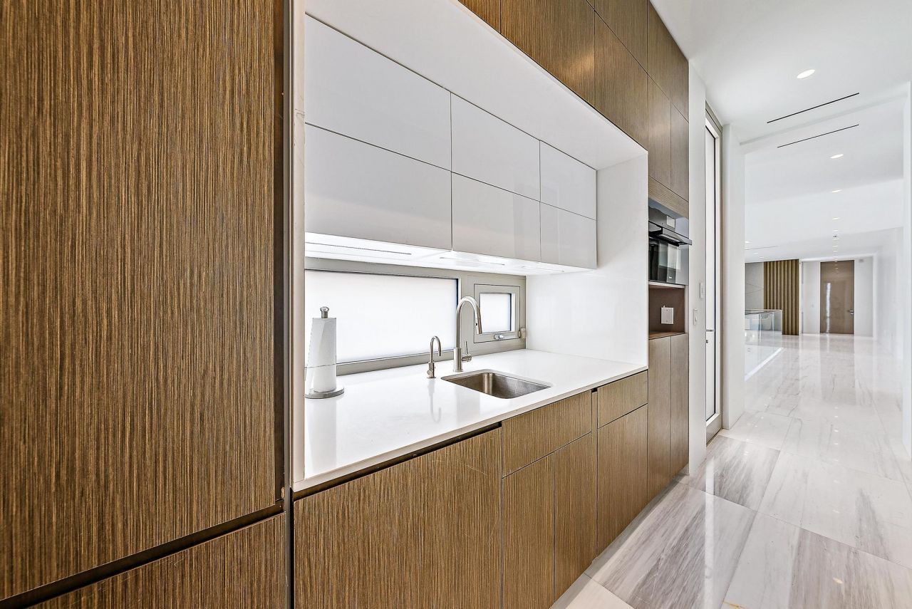 8119 Man O War Road, Palm Beach Gardens, FL 33418 Photo