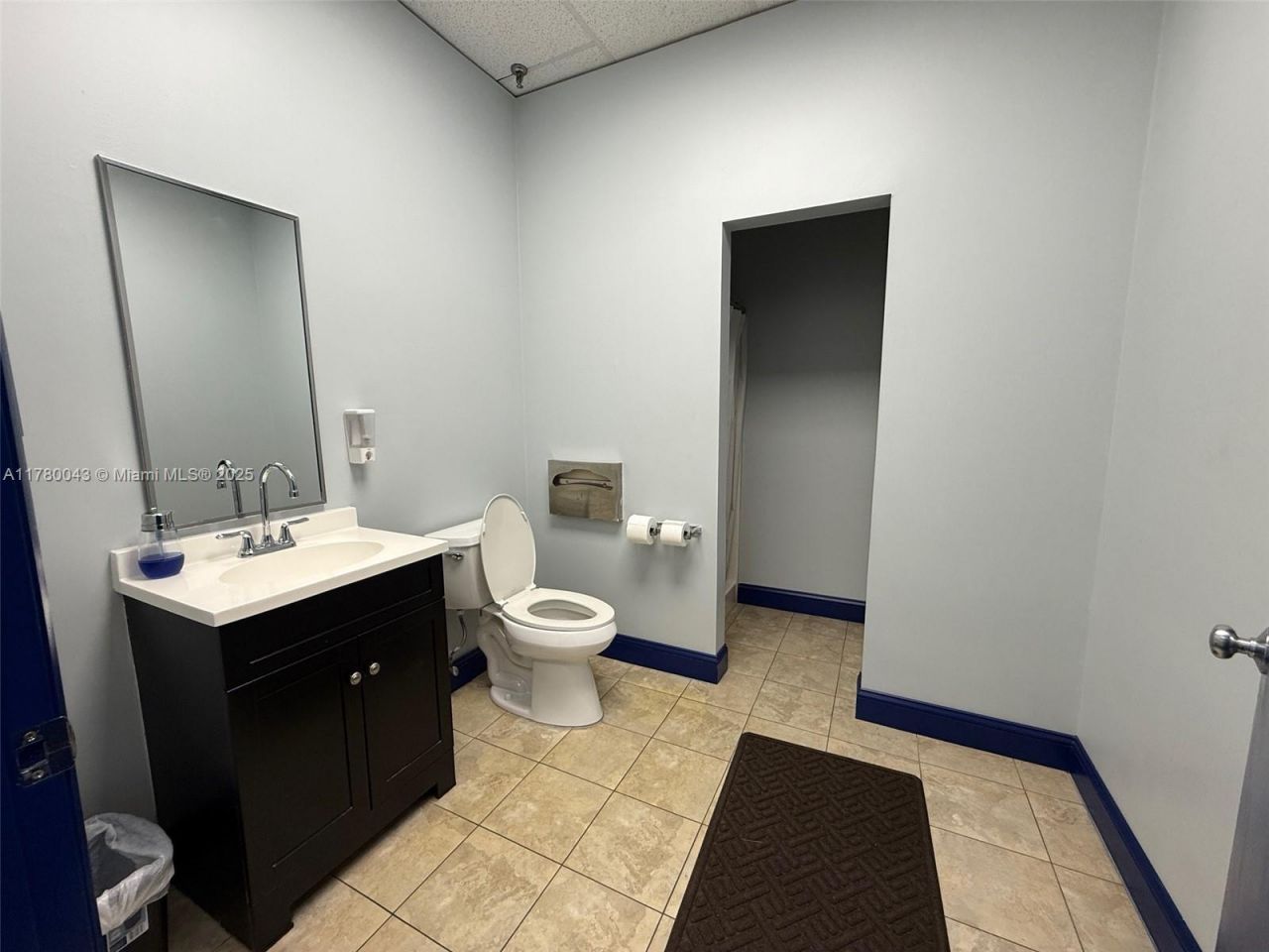 8080 NW 33rd St, Doral, FL 33122 Photo