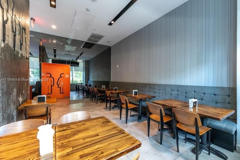 275 NE 18th St # Cu-2, Miami, FL 33132 Photo